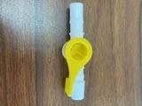 Кранче за уро катетър и уринаторна торба за източване на урината при нужда
