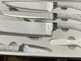 Комплект кухненски ножове от 6 части Zepter ZP-009B- бял, стилен и прецизен избор за всяка кухня