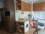 Продавам тристаен апартамент в кв. Кючук Париж