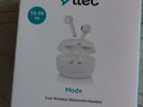НОВИ слушалки за смарт телефон, бели