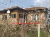 Къща в село Козловец